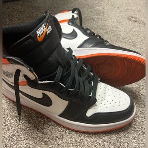 Nike Air Jordan 1 Retro Size 9.5 Men